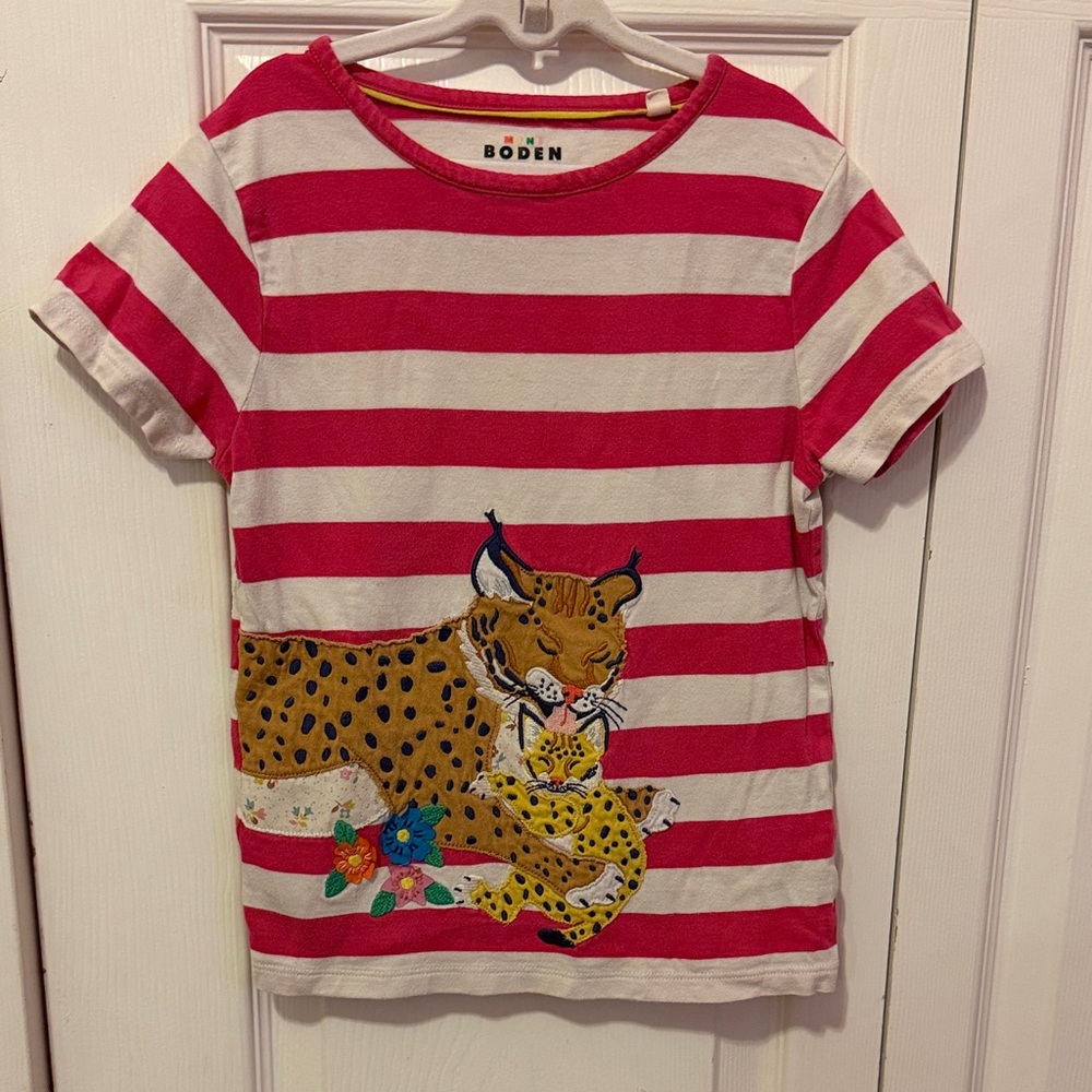 Boden Kids Pink Striped Short Sleeve Appliqué T-shirt with Lynx Design
